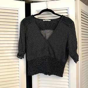 Abercrombie & Fitch to size small black with tiny white dots